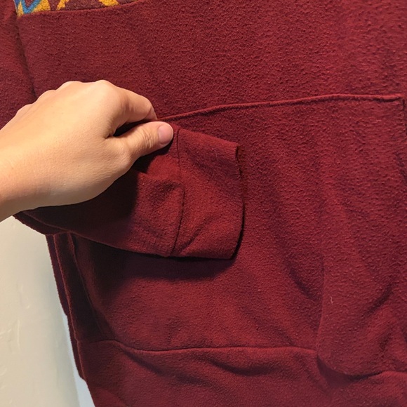 Colorful Geometric Pullover - Picture 5 of 6